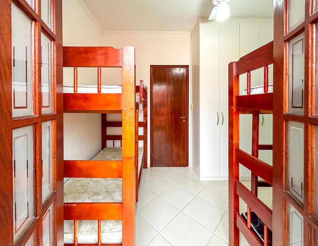 Вилла Incrivel Casa A 200M Da Praia Da Enseada Бертиога Экстерьер фото
