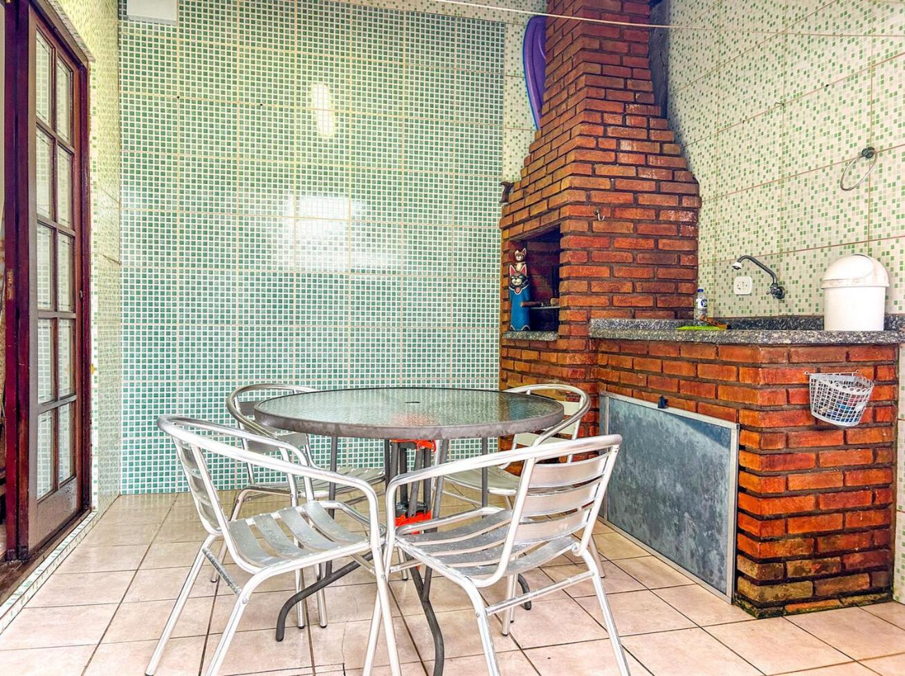 Вилла Incrivel Casa A 200M Da Praia Da Enseada Бертиога Экстерьер фото