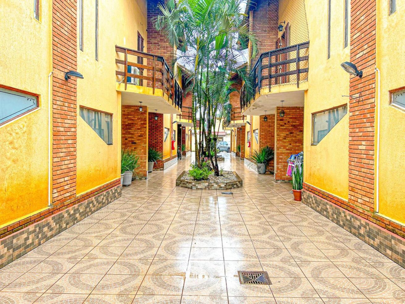 Вилла Incrivel Casa A 200M Da Praia Da Enseada Бертиога Экстерьер фото